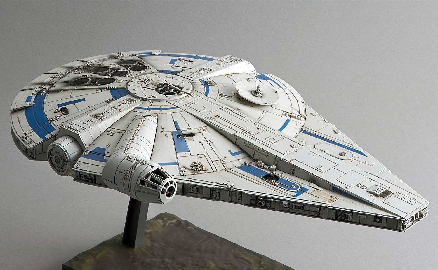 1/144 Millennium Falcon (Lando Calrissian Ver.) - Image 12