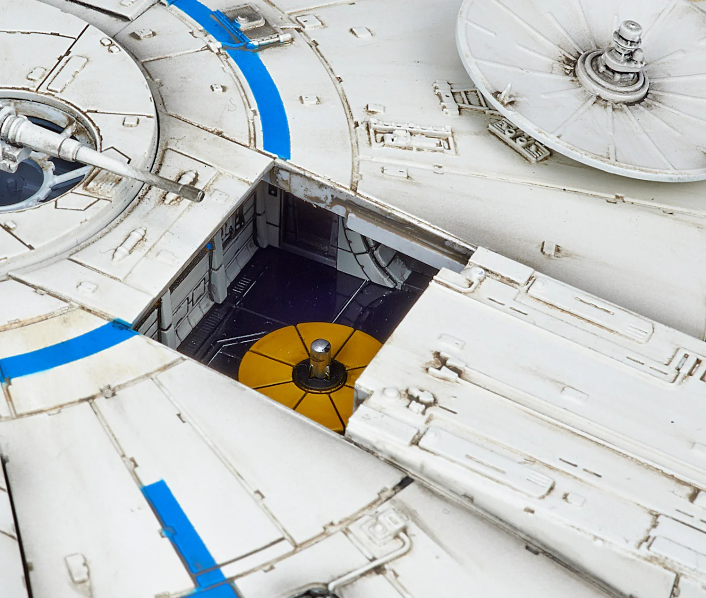 1/144 Millennium Falcon (Lando Calrissian Ver.) - Image 16