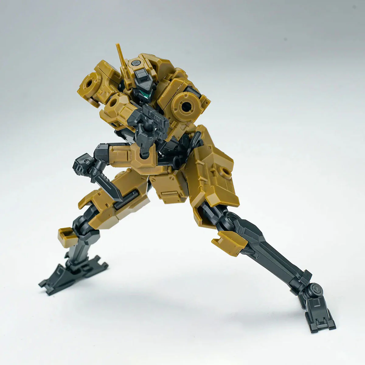 1/18 3min Project Fenrir-A2 Standard Type (Desert Tan) Model Kit