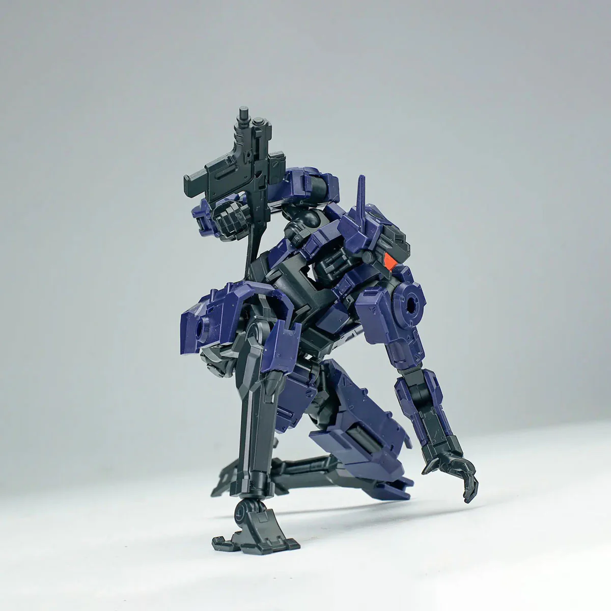 1/18 3min Project Fenrir-A2 Standard Type (Police Blue) Model Kit