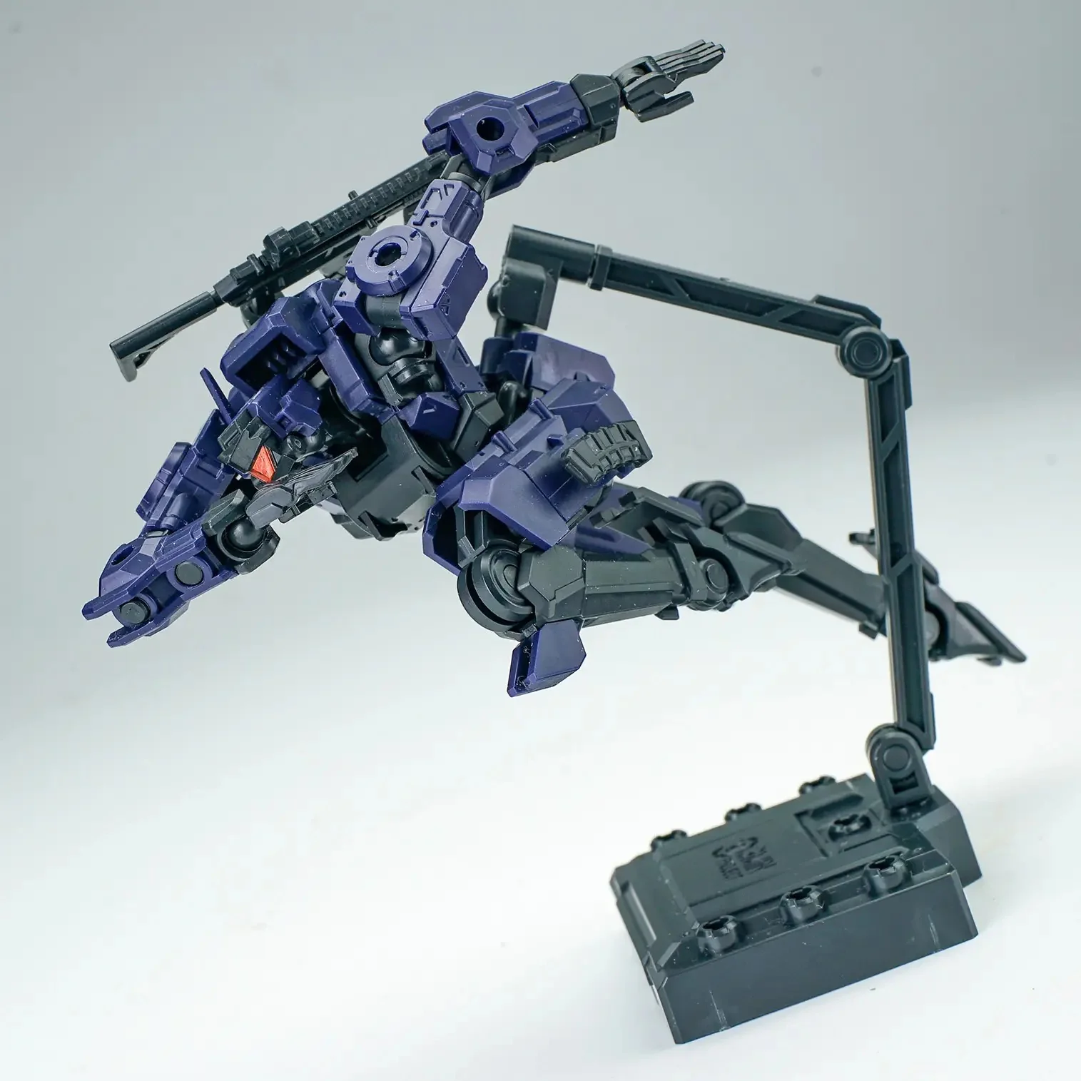 1/18 3min Project Fenrir-A2 Standard Type (Police Blue) Model Kit - Image 3