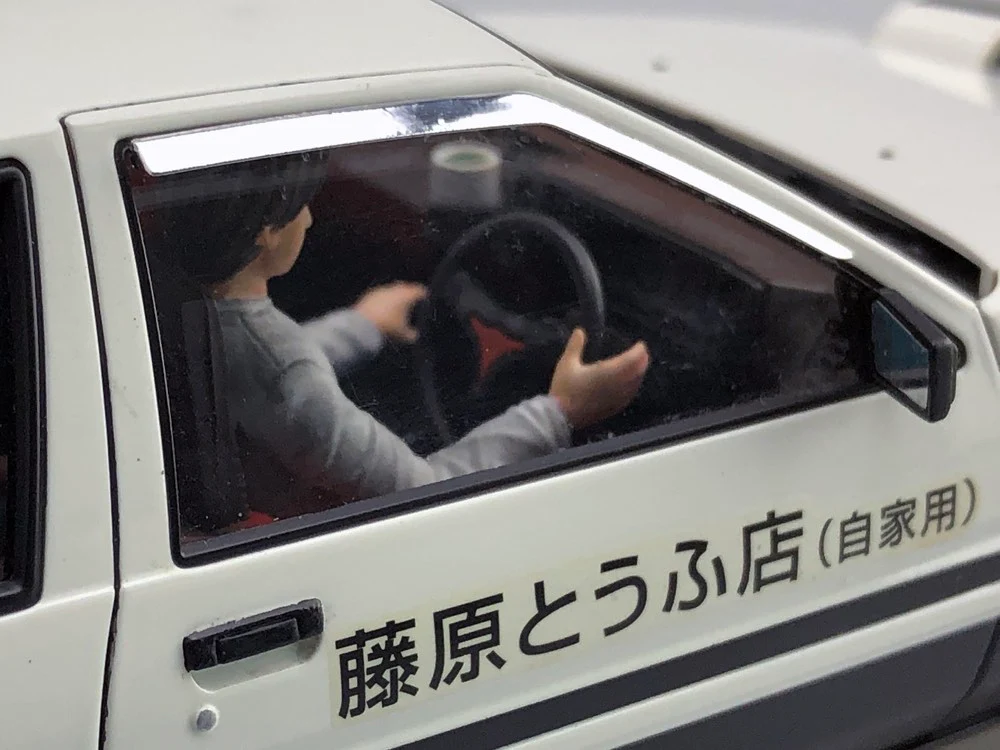 1/24 Fujiwara Takumi AE86 Trueno with Figure - Image 5