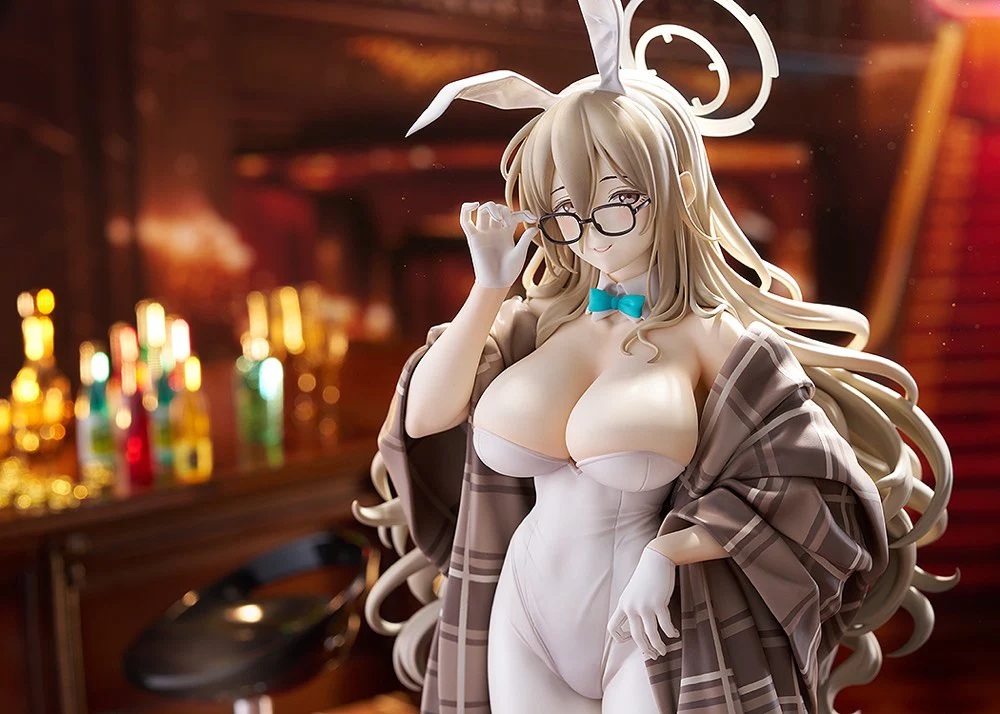 1/7 Akane Murokasa Bunny Girl (Blue Archive) - Image 3