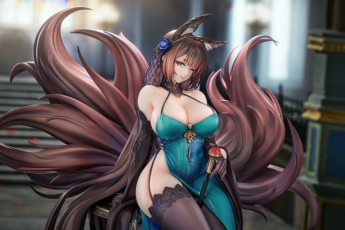 1/7 Amagi: Throne of Fallen Petals Ver. (Azur Lane) - Image 12