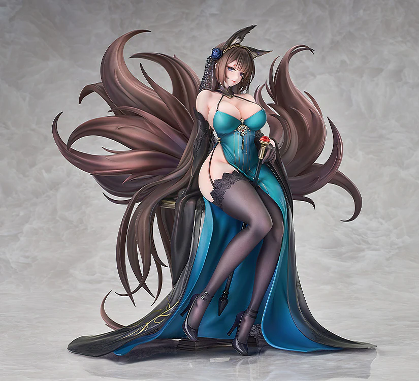 1/7 Amagi: Throne of Fallen Petals Ver. (Azur Lane) - Image 4