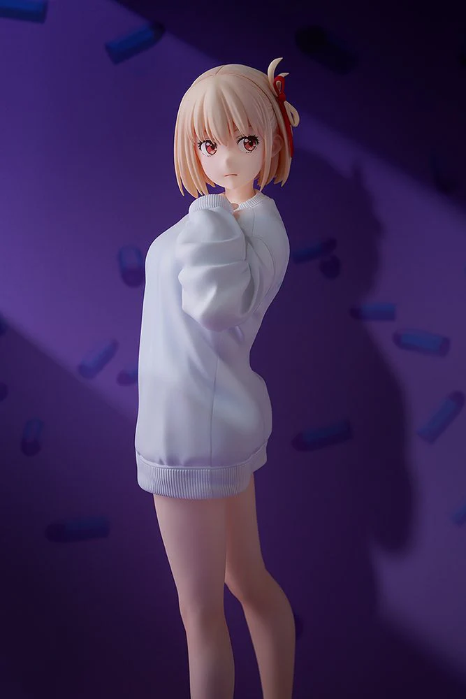 1/7 Chisato Nishikigi Oversized Sweatshirt Ver. (Lycoris Recoil) - Image 11