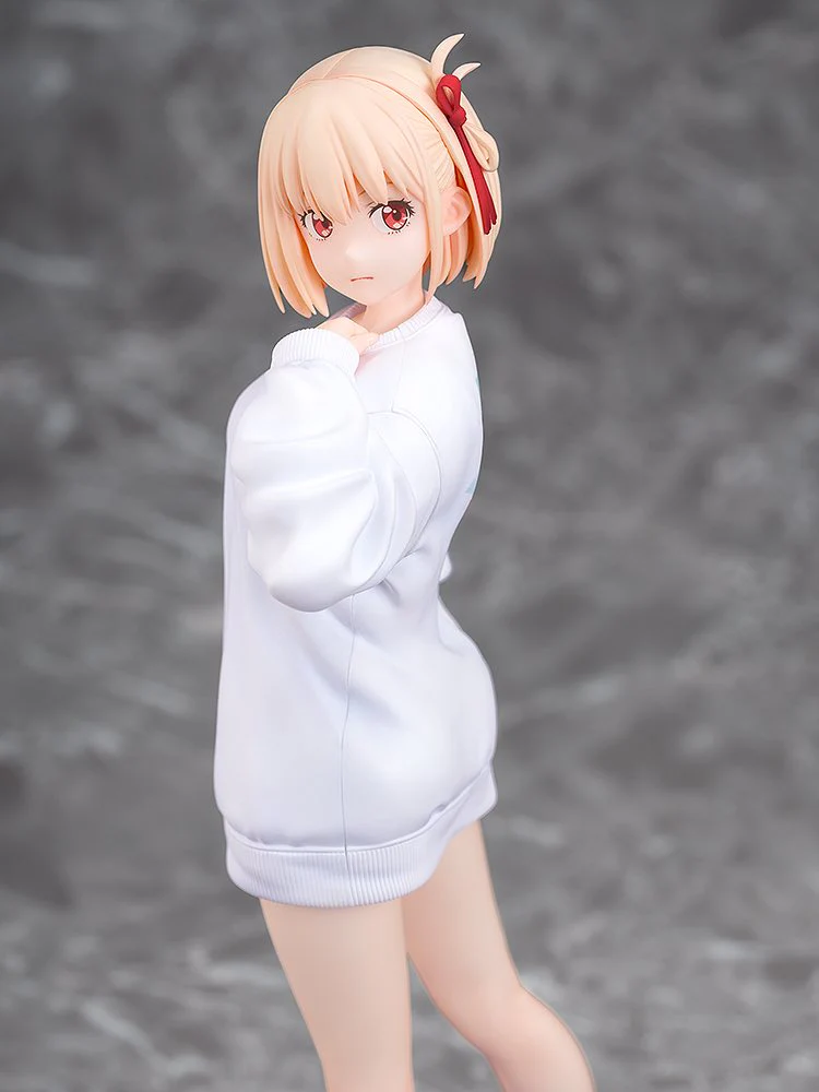 1/7 Chisato Nishikigi Oversized Sweatshirt Ver. (Lycoris Recoil) - Image 8
