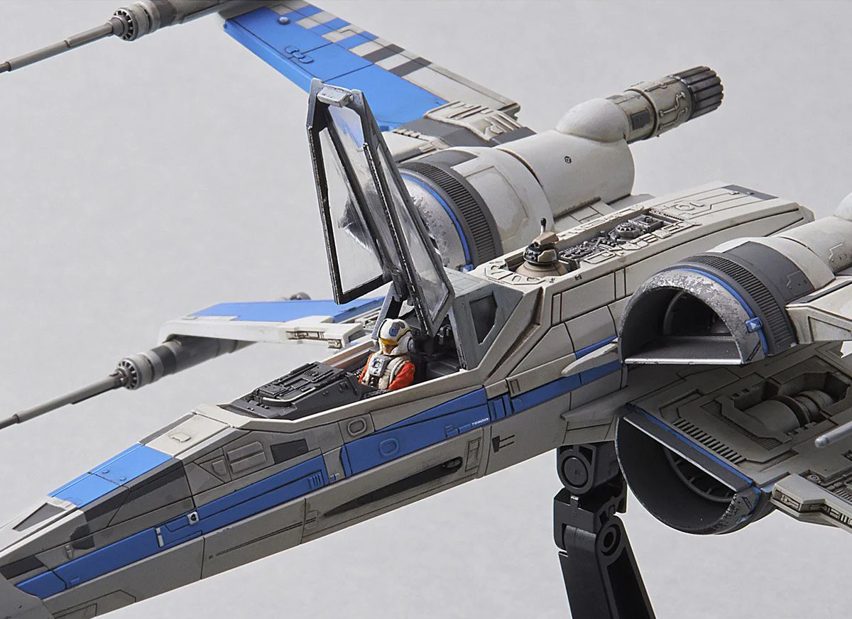 1/72 Blue Squadron Resistance X-Wing Fighter - Image 14