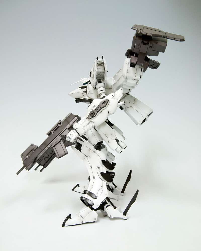 1/72 Lineark White Glint (Armored Core: For Answer) - Image 10