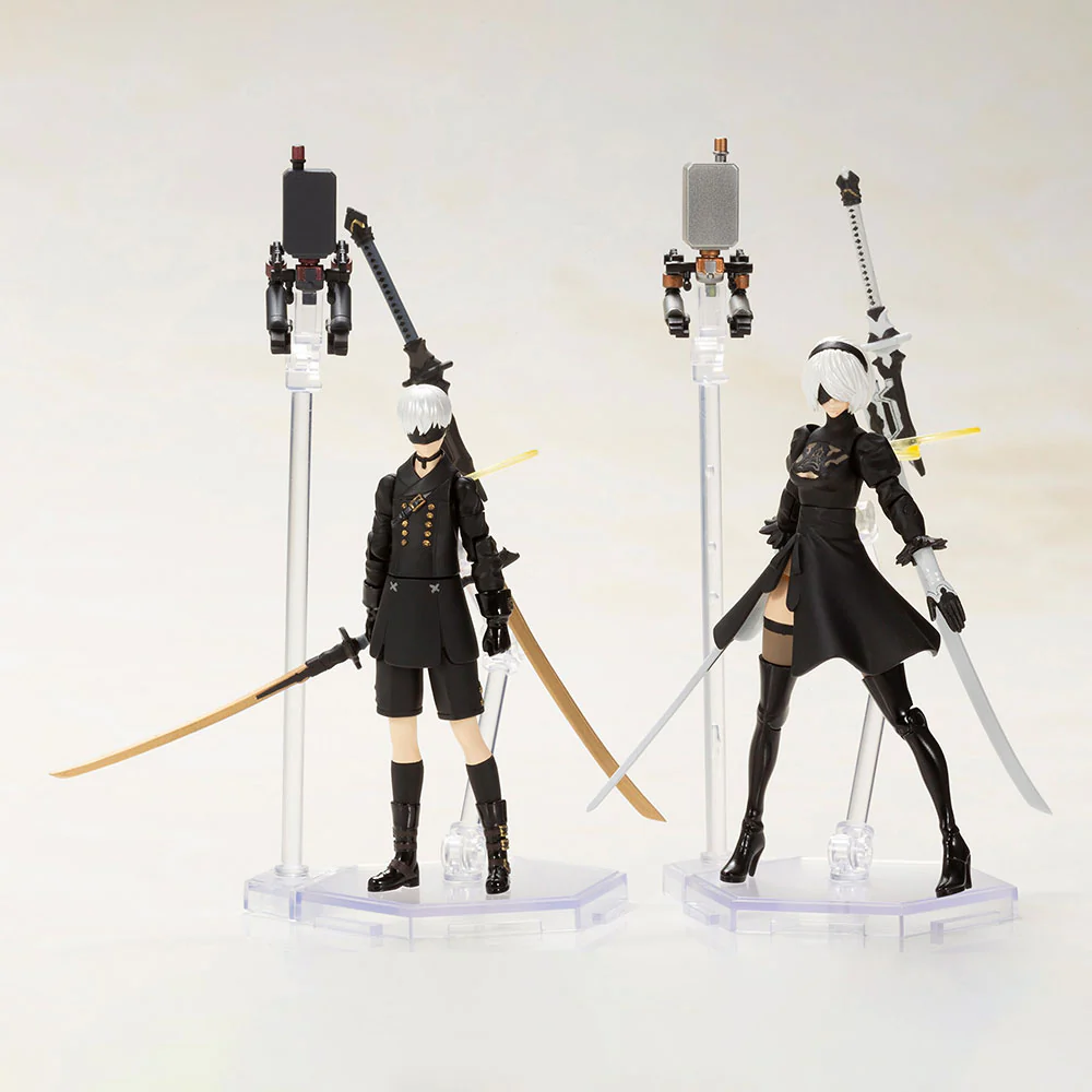 2B (YoRHa No. 2 Type B) & 9S (YoRHa No. 9 Type S) Model Kit