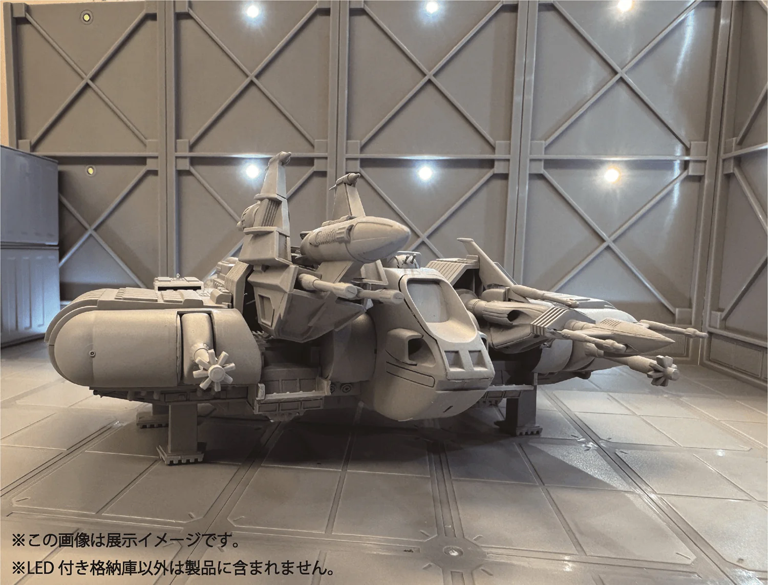 Built-in LED Hangar - Image 6