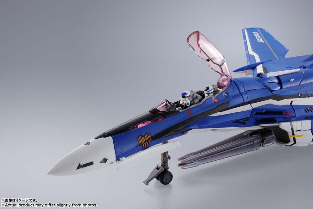 DX Chogokin VF-25G Super Messiah Valkyrie (Michael Blanc Custom) Revival Ver. - Image 12