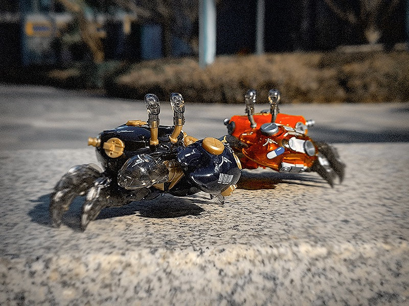 Fiddler Crab (Gold Black) - Image 4