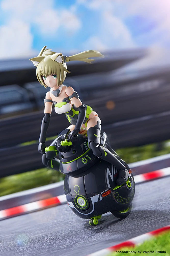Frame Arms Girl FG146 Innocentia (Racer) & Noseru (Racing Specs Ver.) - Image 3