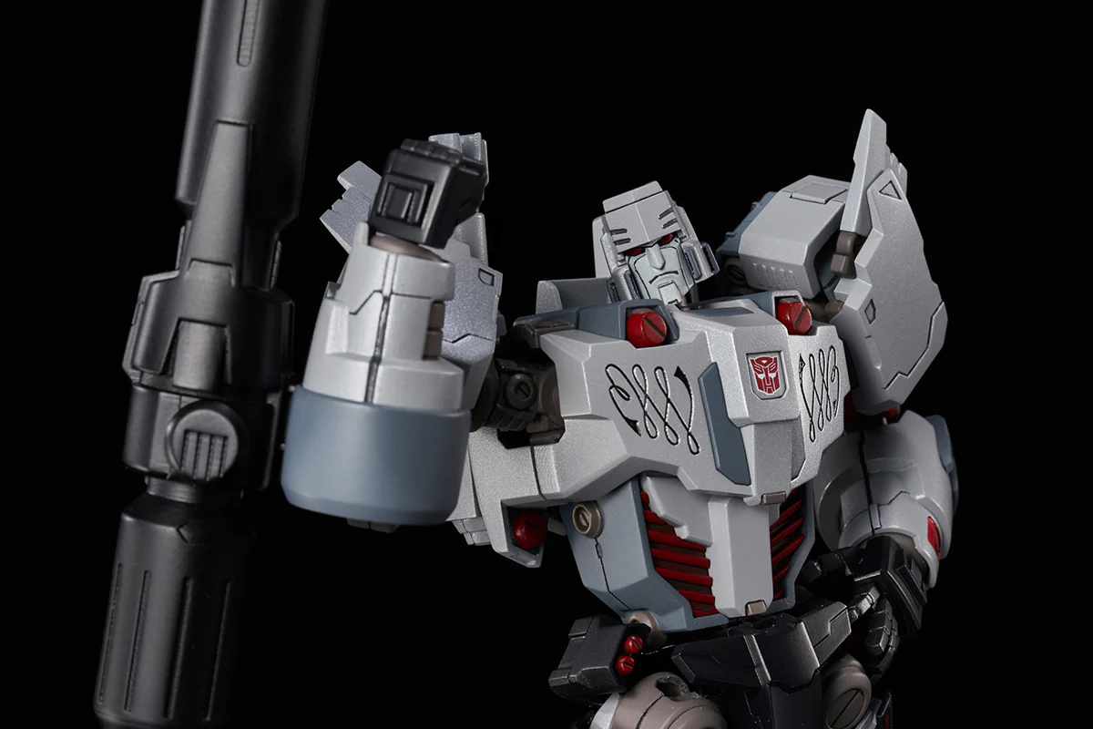 Furai Model Megatron (IDW Autobot Ver.) - Image 9