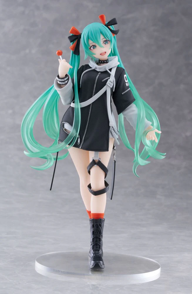 Hatsune Miku Figure: Fashion Punk Ver. - Image 7
