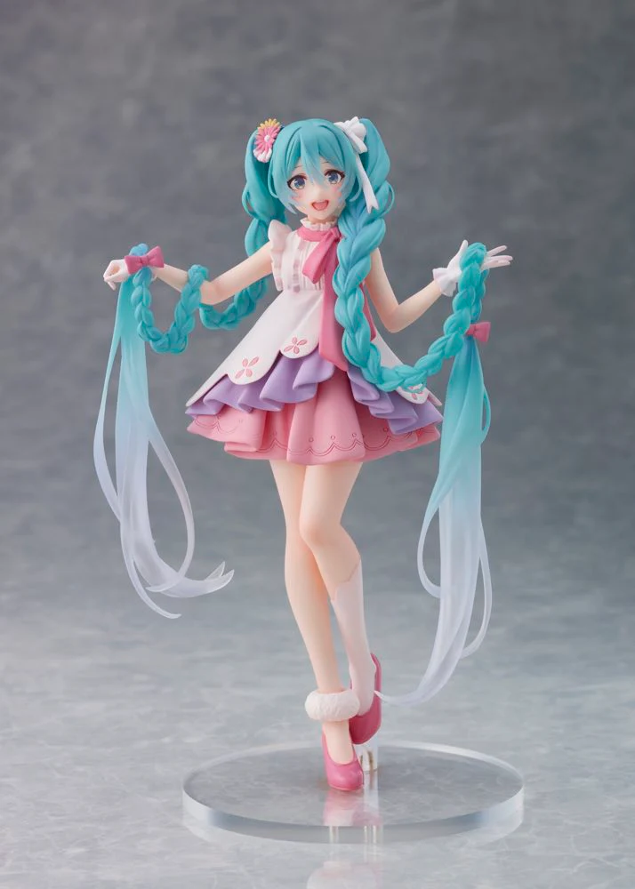 Hatsune Miku Wonderland Figure: Rapunzel - Image 2