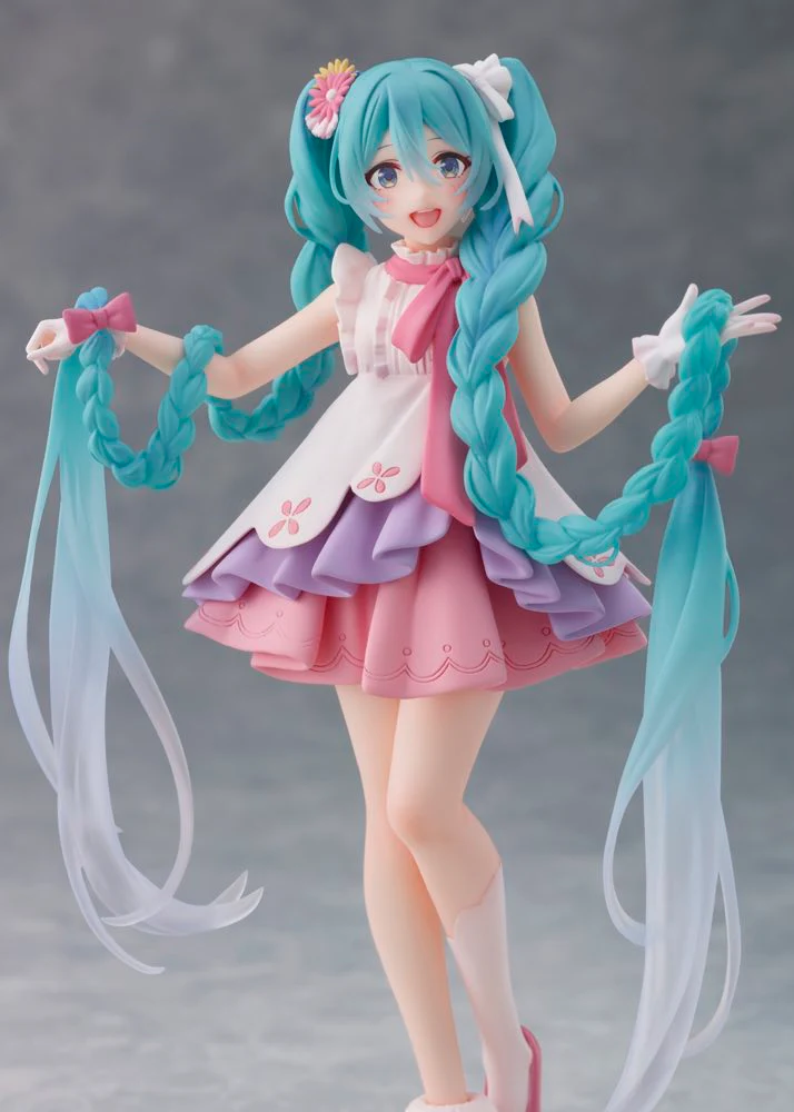 Hatsune Miku Wonderland Figure: Rapunzel - Image 8