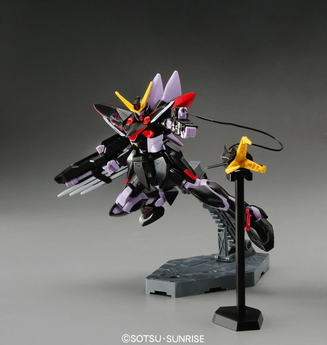 HG R04 Blitz Gundam - Image 3