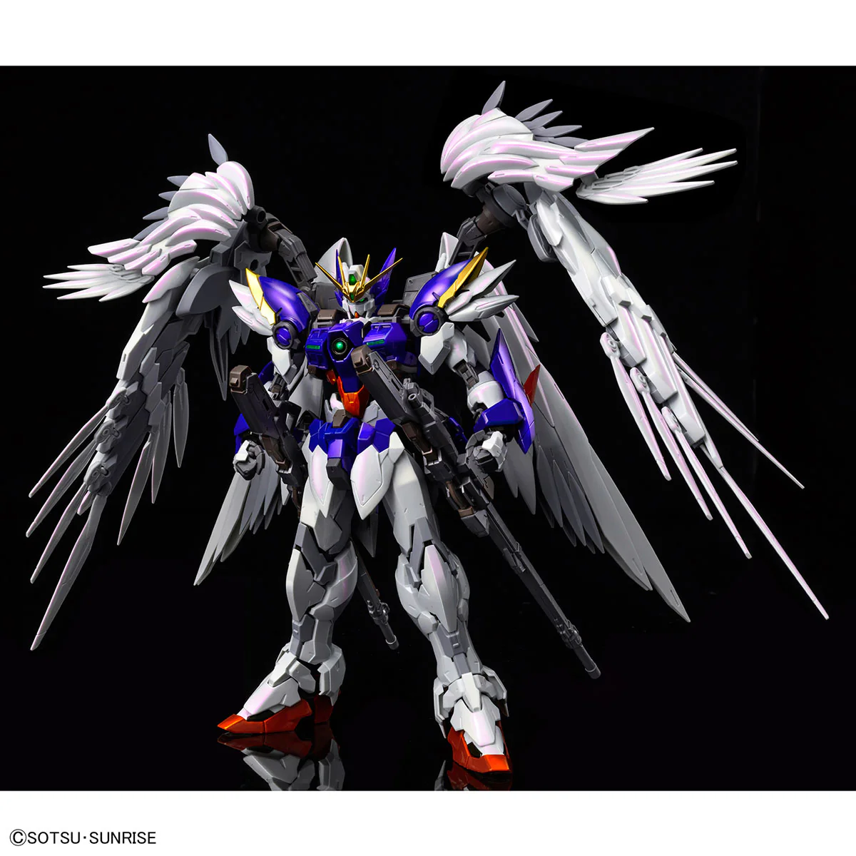 High-Resolution Model Wing Gundam Zero Custom (Special Coating Ver.) - Image 8