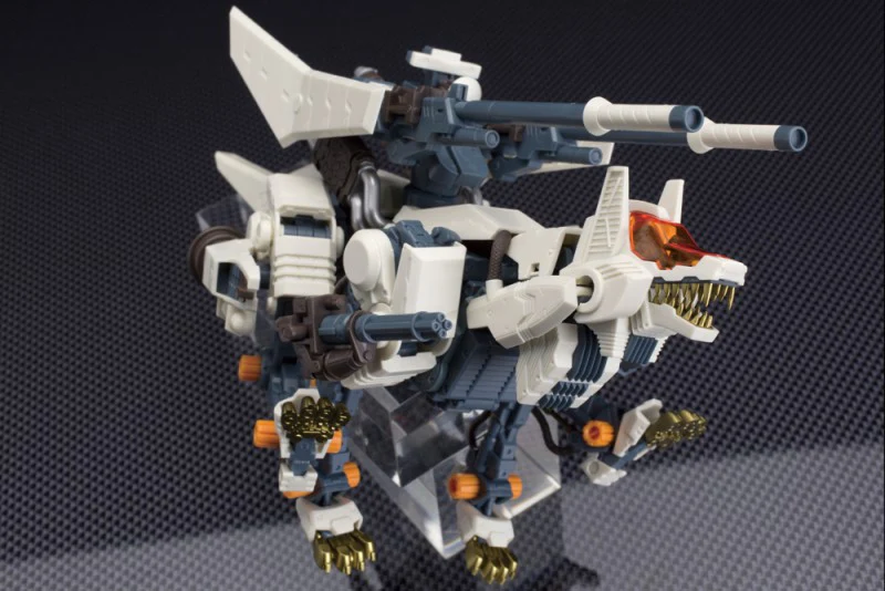 HMM Zoids RHI-3 Command Wolf Repackage Ver. - Image 12