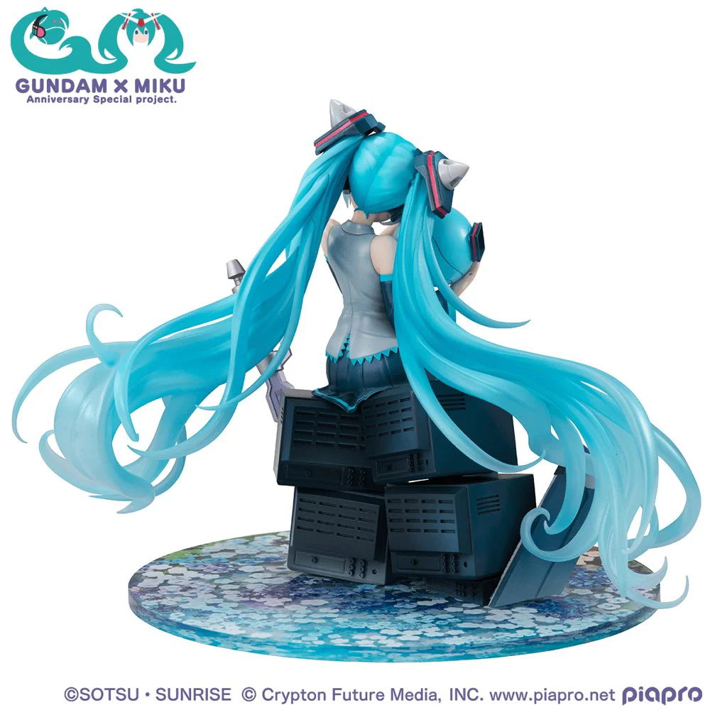 Lucrea: 1/7 Hatsune Miku X 00 Gundam (Mobile Suit Gundam 45th Anniversary) - Image 8