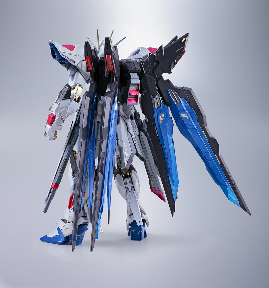 Metal Build Strike Freedom Gundam Revival Ver. - Image 5