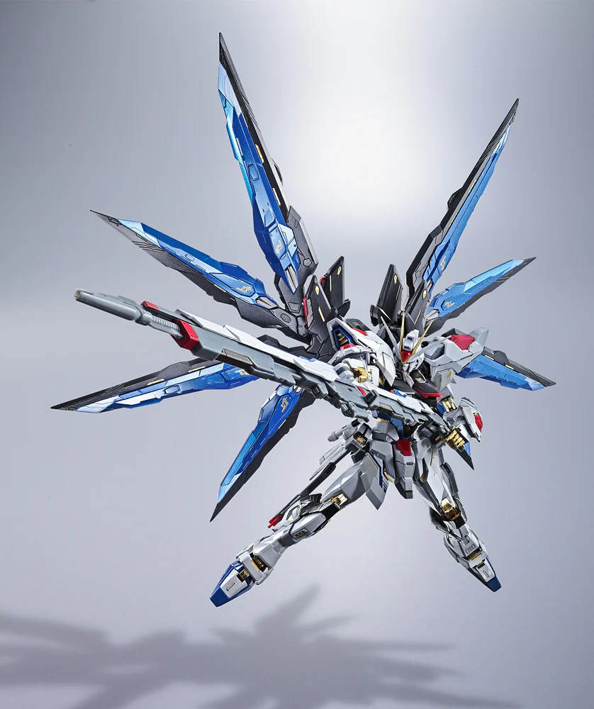 Metal Build Strike Freedom Gundam Revival Ver. - Image 7