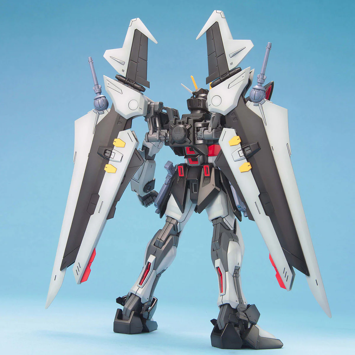 MG GAT-X105E Strike Noir Gundam - Image 4