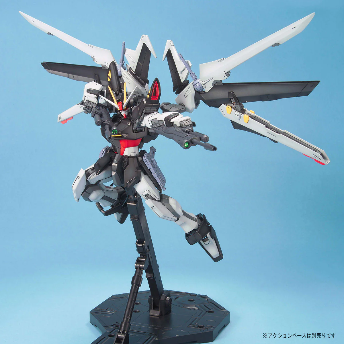 MG GAT-X105E Strike Noir Gundam - Image 8