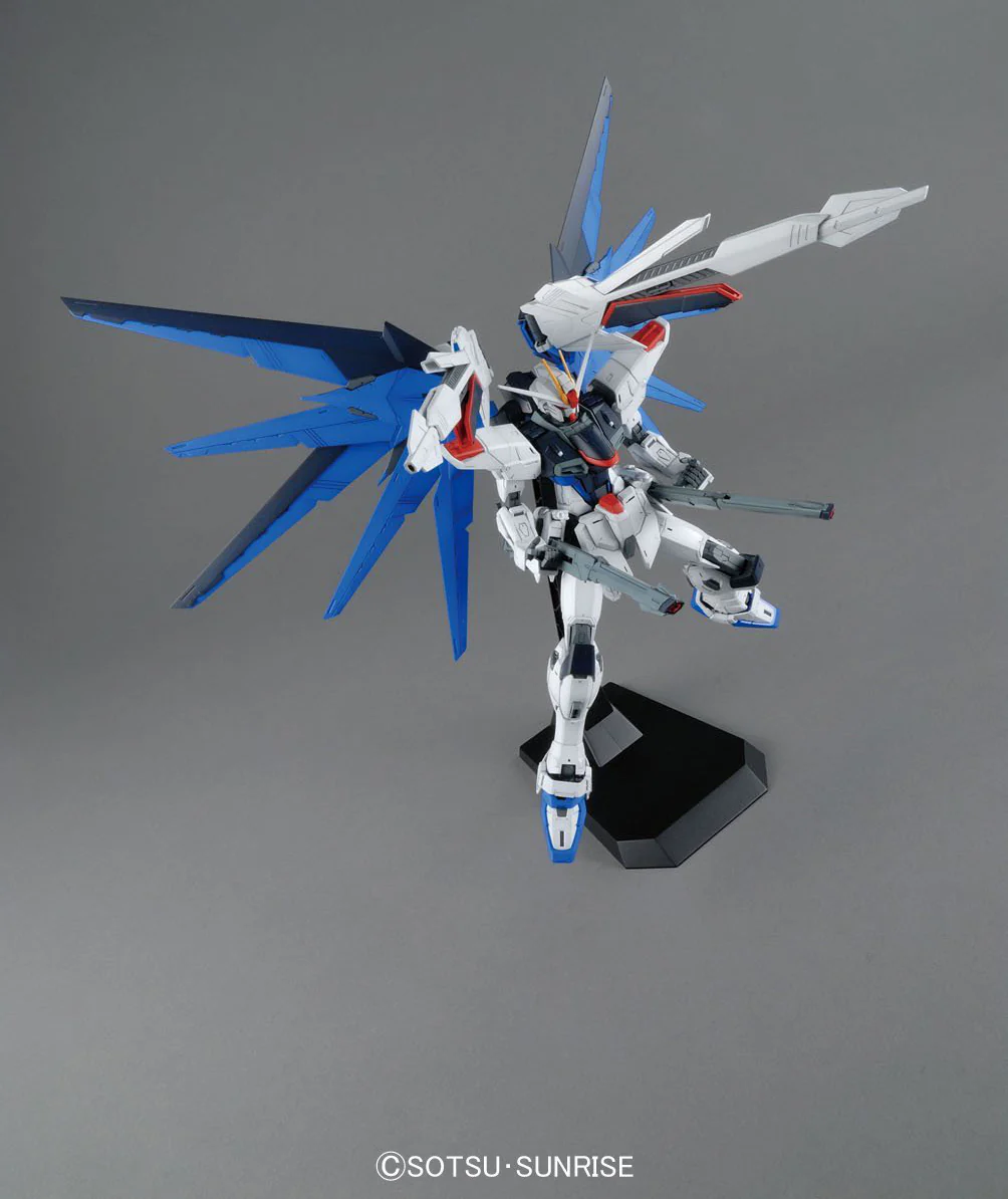 MG ZGMF-X10A Freedom Gundam Ver 2.0 - Image 11