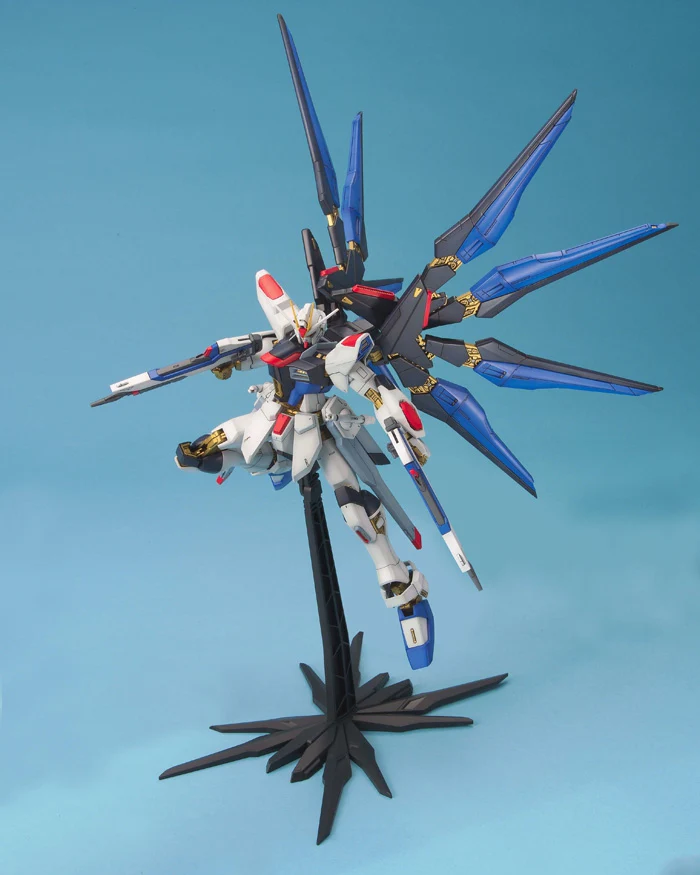 MG ZGMF-X20A Strike Freedom Gundam - Image 8