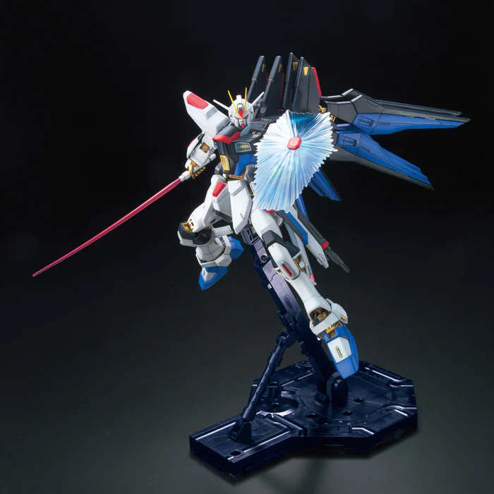 MG ZGMF-X20A Strike Freedom Gundam Full Burst Mode - Image 10