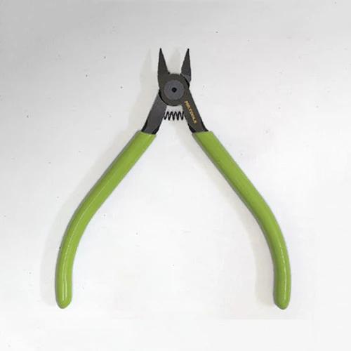 Mr. Nipper Cutter