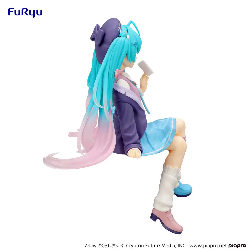 Noodle Stopper Figure: Hatsune Miku Love Blazer Navy Color Ver. - Image 5