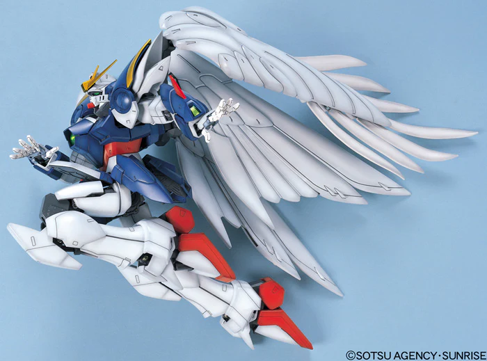 PG XXXG-00W0 Wing Gundam Zero Custom - Image 6