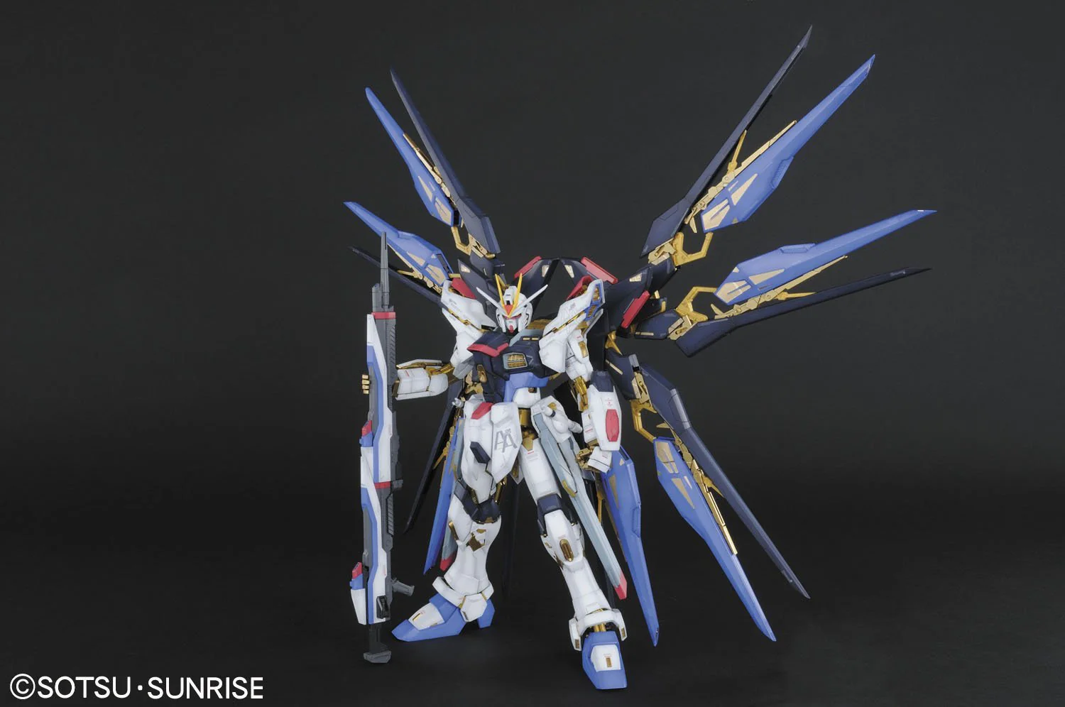PG ZGMF-X20A Strike Freedom Gundam - Image 4