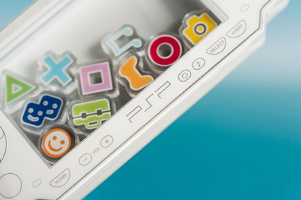 PSP (PlayStation Portable) Rattle Acrylic Keychain: White Ver. - Image 9
