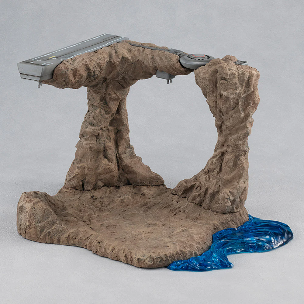 Realistic Model 1/144 G Structure Tragedy in Jaburo (GS01)