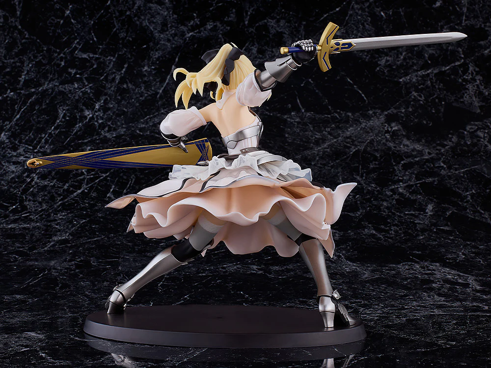 Reincarnation Saber Lily Distant Avalon Model Kit (Fate Series) - Image 4