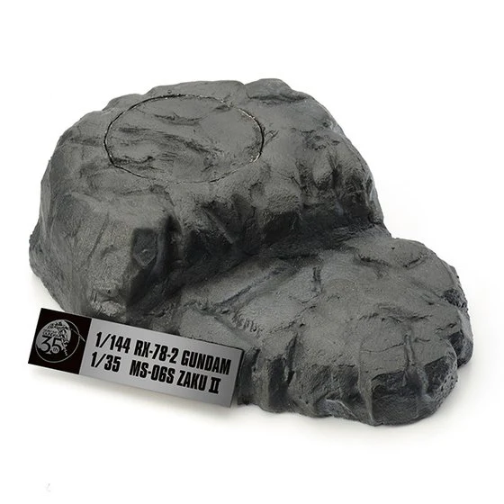 RG RX-78-2 Gundam & UCHG Char's Zaku II Head Premium Ver. for GUNPLA 35th Anniversary - Image 7