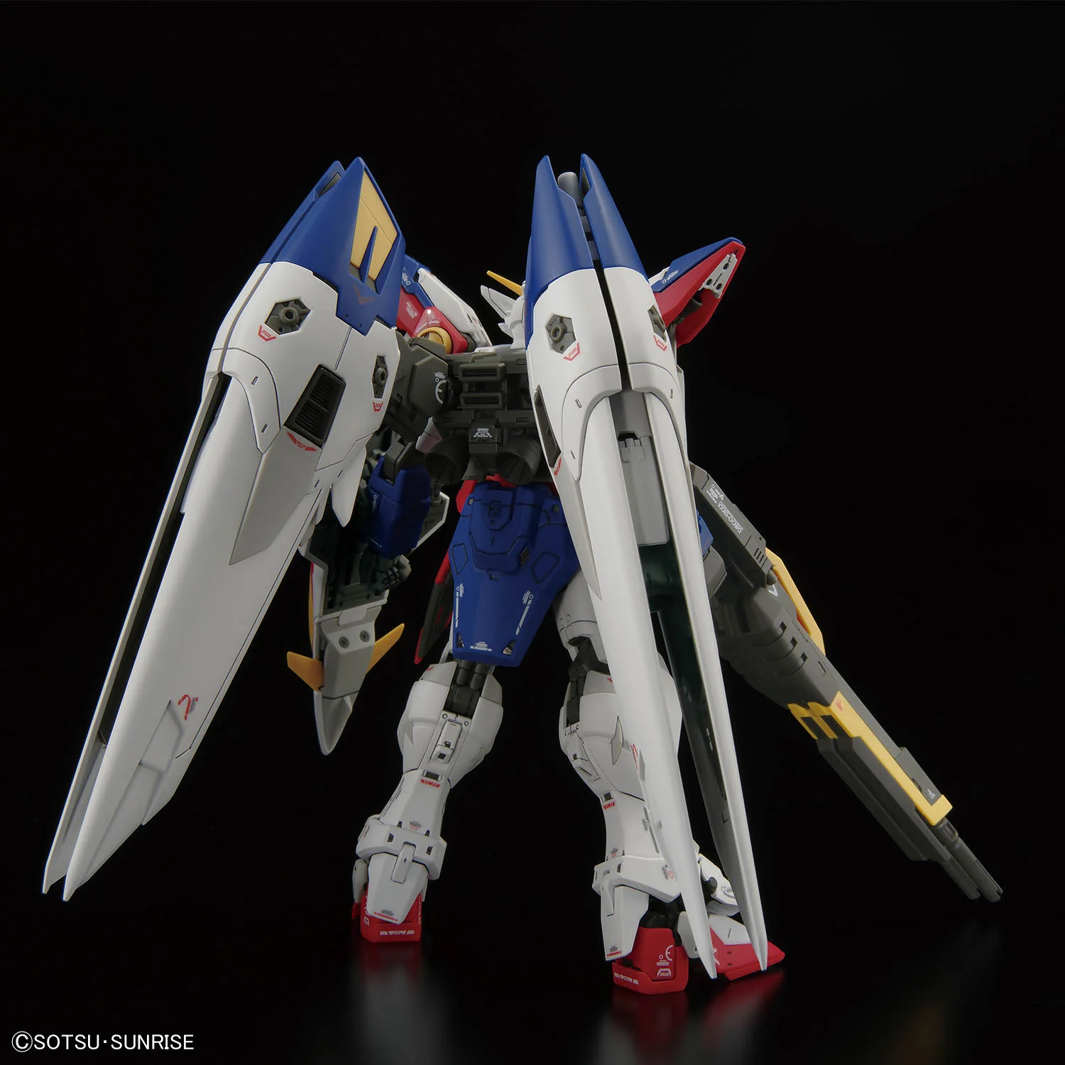 RG XXXG-00W0 Wing Gundam Zero - Image 5