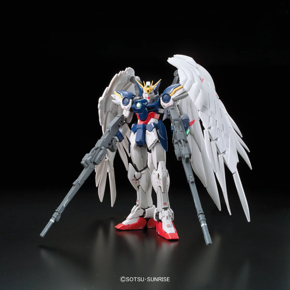 RG XXXG-00W0 Wing Gundam Zero Custom - Image 2