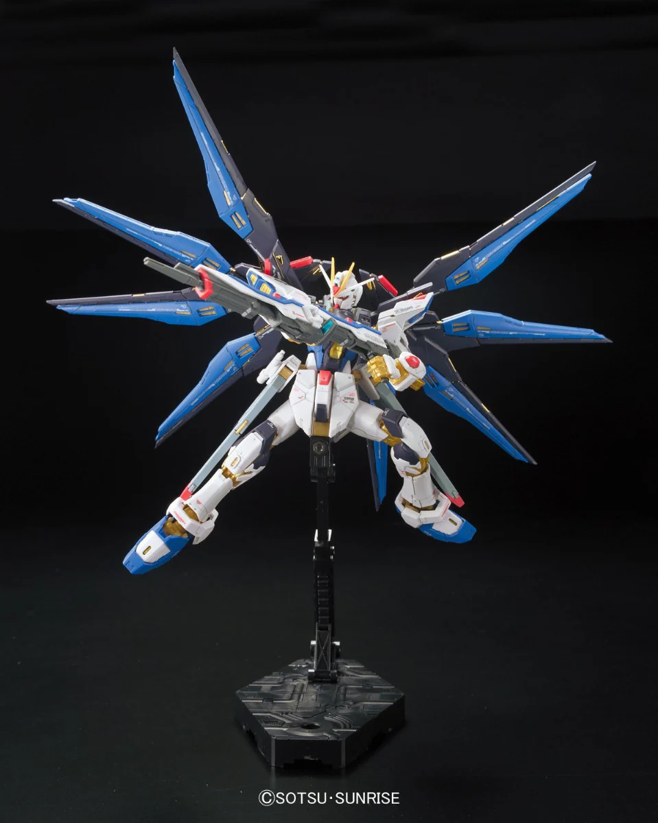 RG ZGMF-X20A Strike Freedom Gundam - Image 10