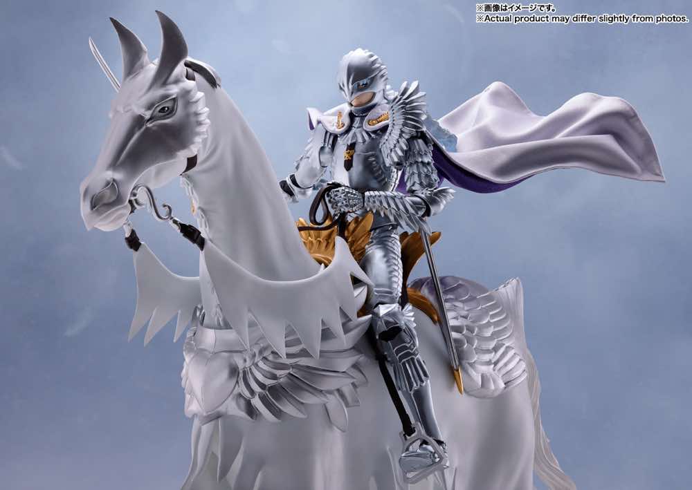 S.H.Figuarts Griffith (Hawk of Light) - Image 10