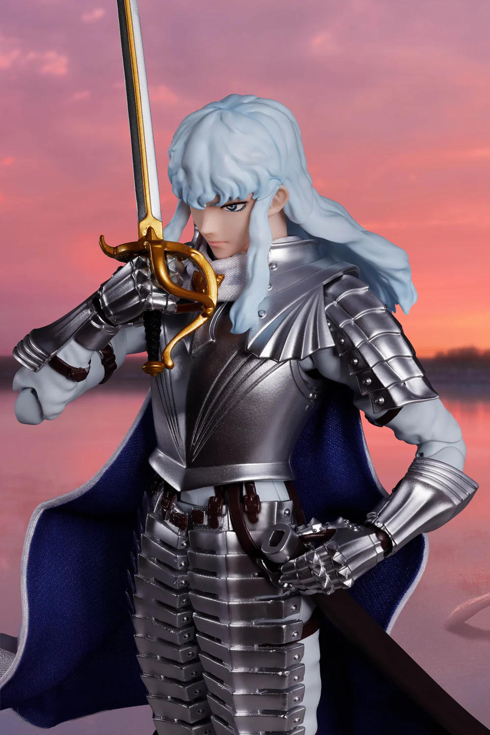 S.H.Figuarts Griffith (The Band of the Hawk) (Berserk) - Image 9