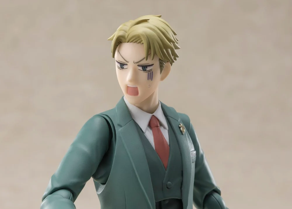 S.H.Figuarts Loid Forger - Image 5
