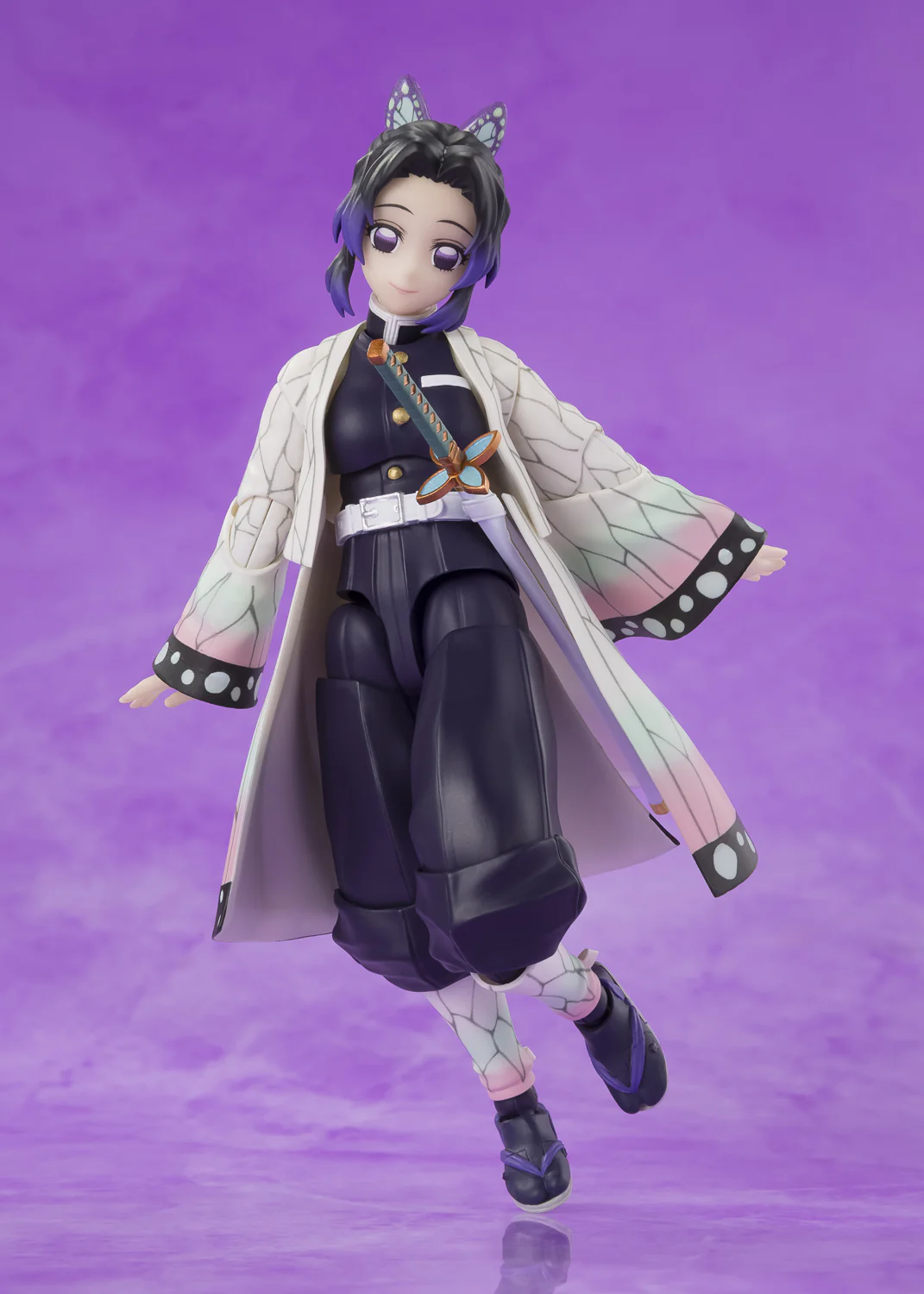 S.H.Figuarts Shinobu Kocho (Demon Slayer: Kimetsu no Yaiba) - Image 4