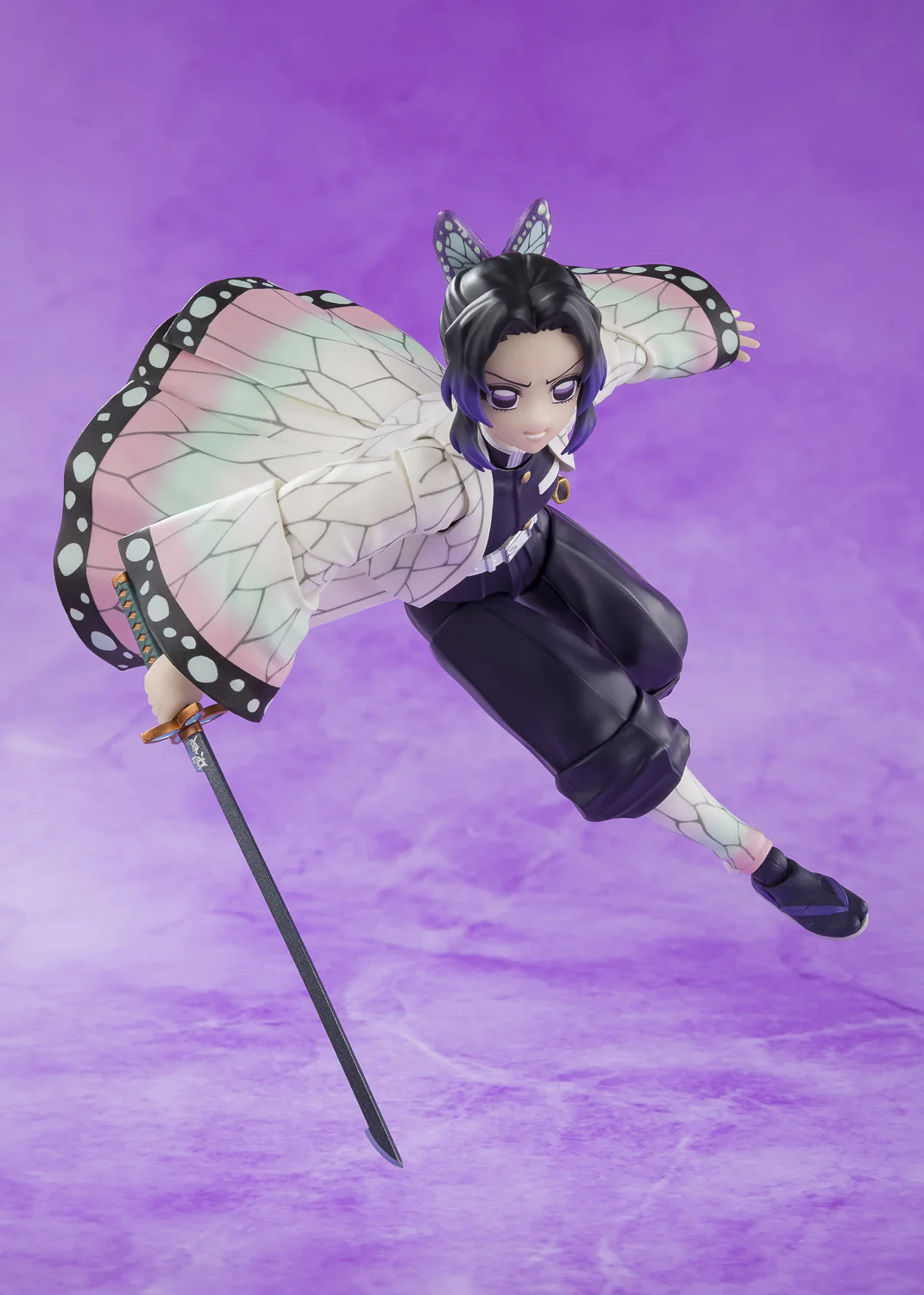 S.H.Figuarts Shinobu Kocho (Demon Slayer: Kimetsu no Yaiba) - Image 5