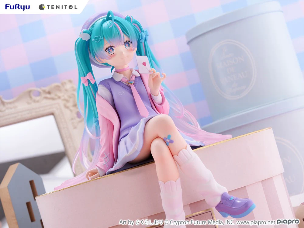 Tenitol Big: Hatsune Miku Love Blazer Noodle Stopper Figure - Image 6